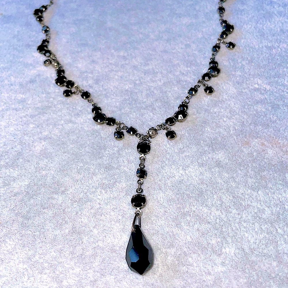 Striking Black Gem Cluster Drop-String Necklace / Choker in Gunmetal Silver